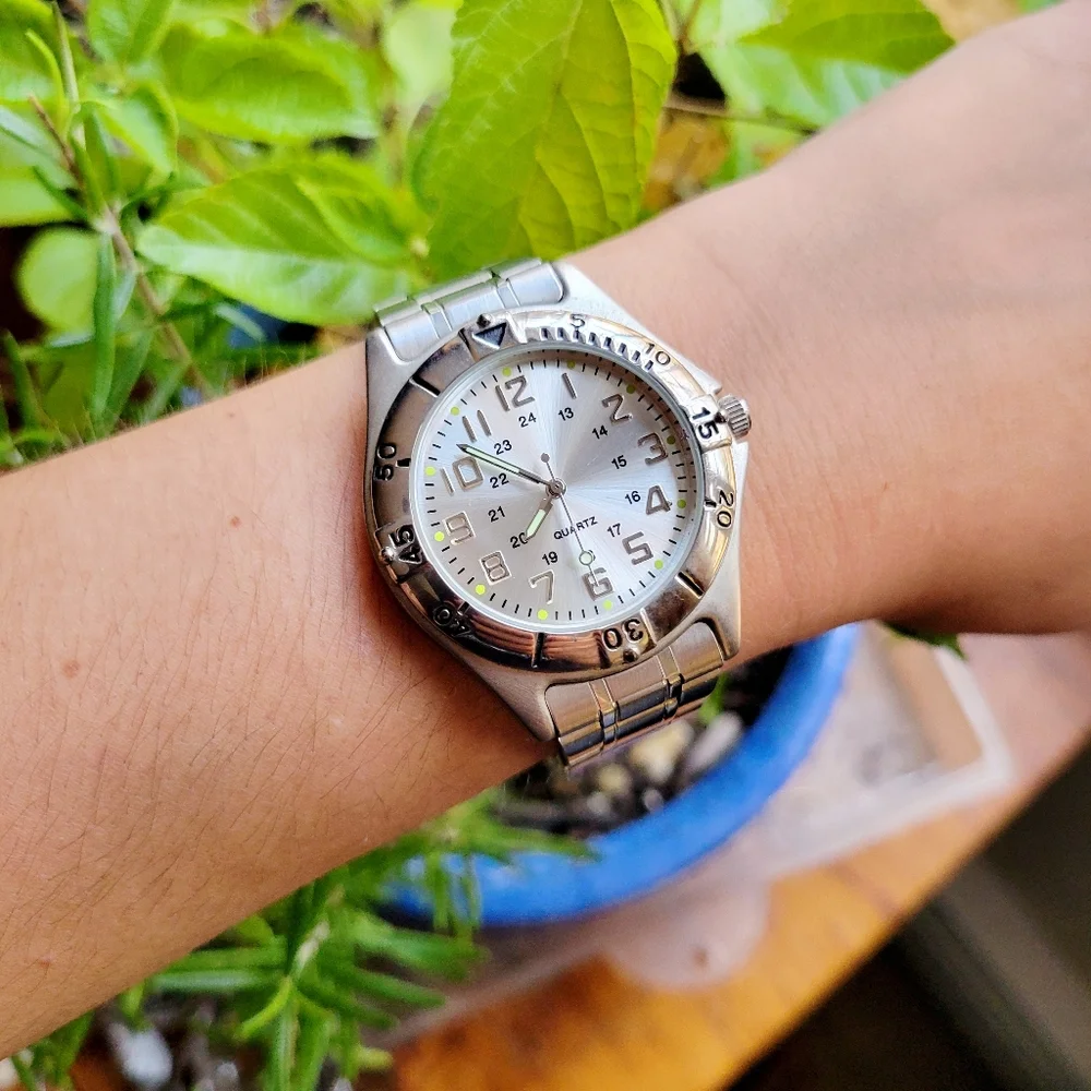 N/A classic silver